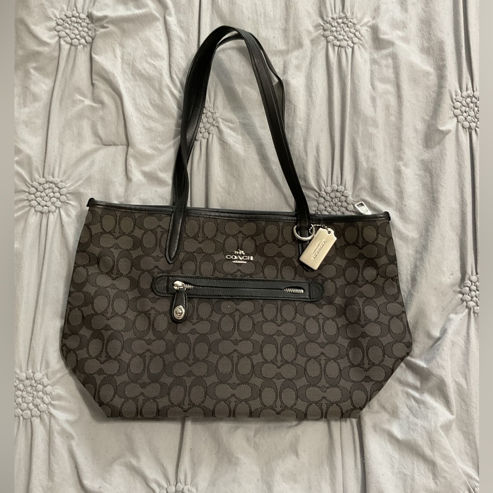 Coach Signature  Tote Bag